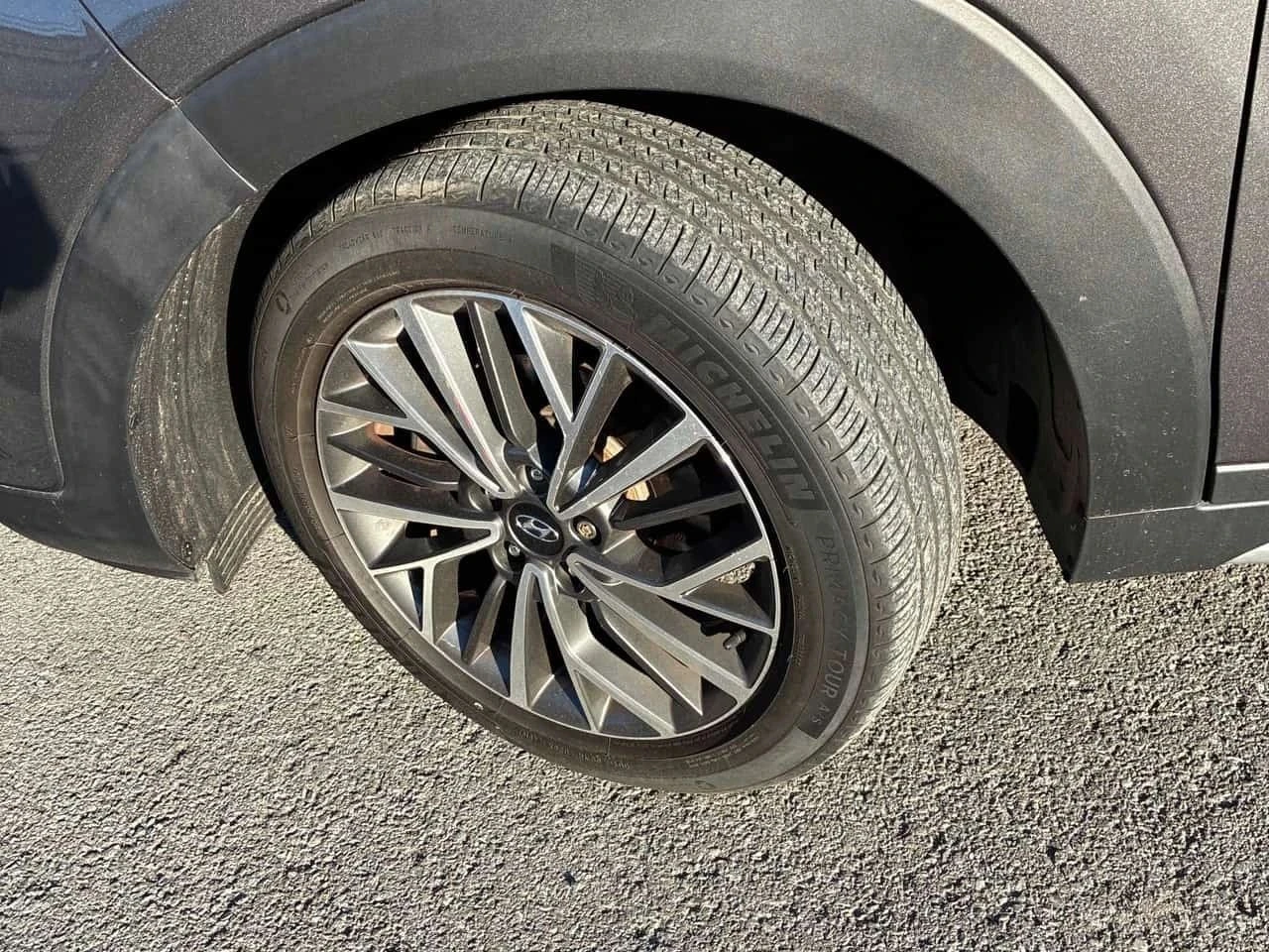 Hyundai Tucson, снимка 7 - Автомобили и джипове - 56700118