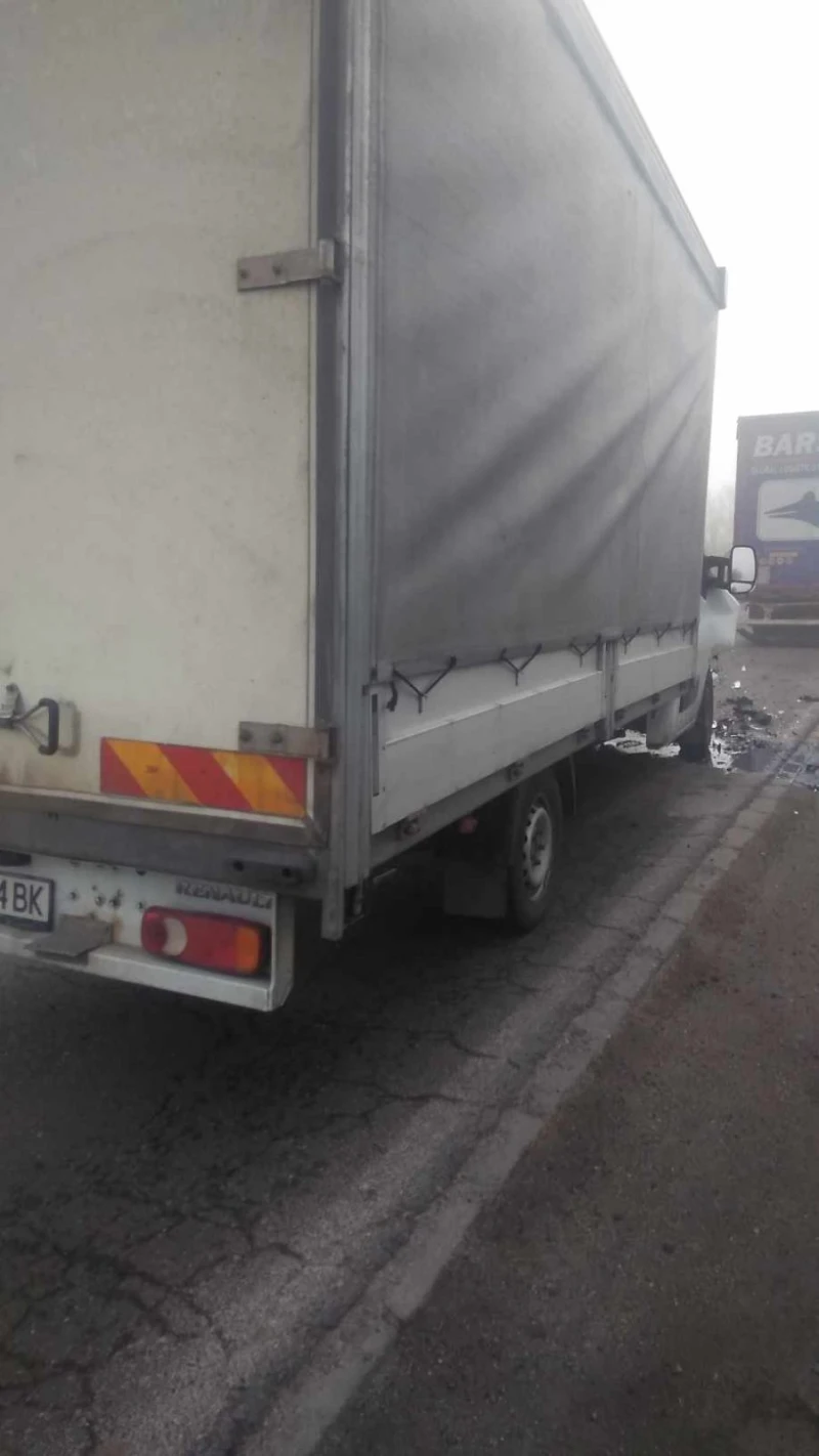 Renault Master, снимка 2 - Бусове и автобуси - 47332540