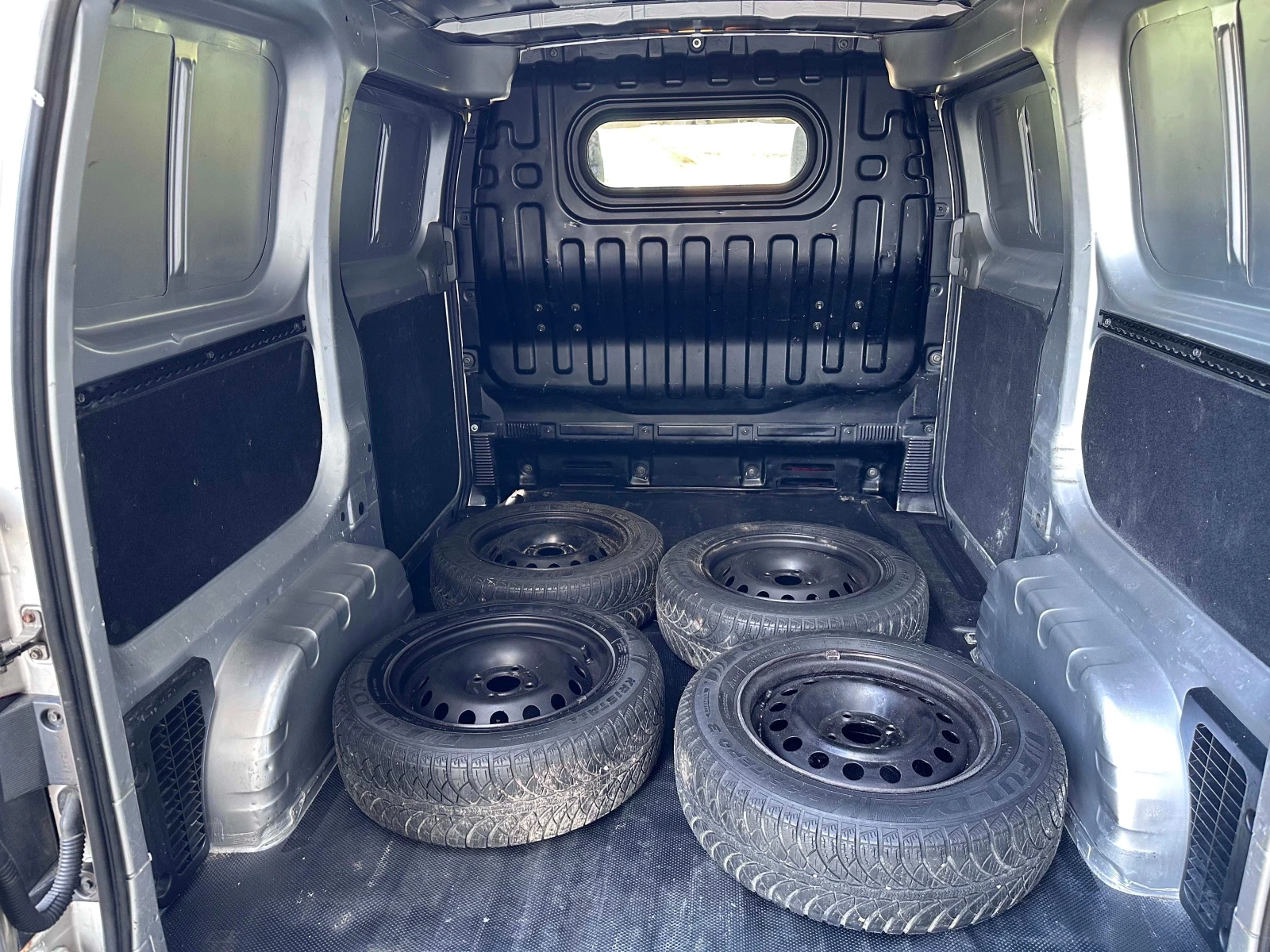 Nissan NV200 1.5 dCI, Климатик, снимка 8 - Бусове и автобуси - 54325210