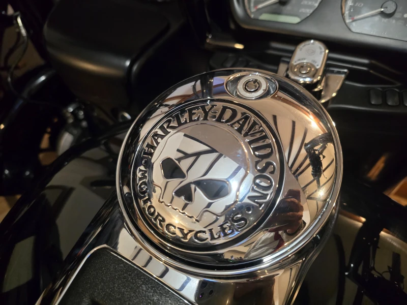 Harley-Davidson Touring FLTRU CVO ROAD GLIDE ULTRA ABS, снимка 12 - Мотоциклети и мототехника - 52314003