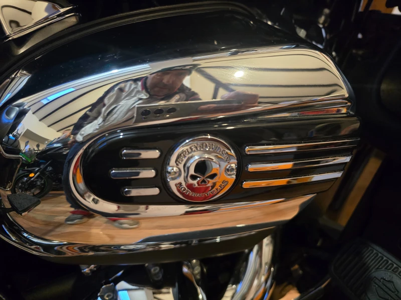 Harley-Davidson Touring FLTRU CVO ROAD GLIDE ULTRA ABS, снимка 10 - Мотоциклети и мототехника - 52314003