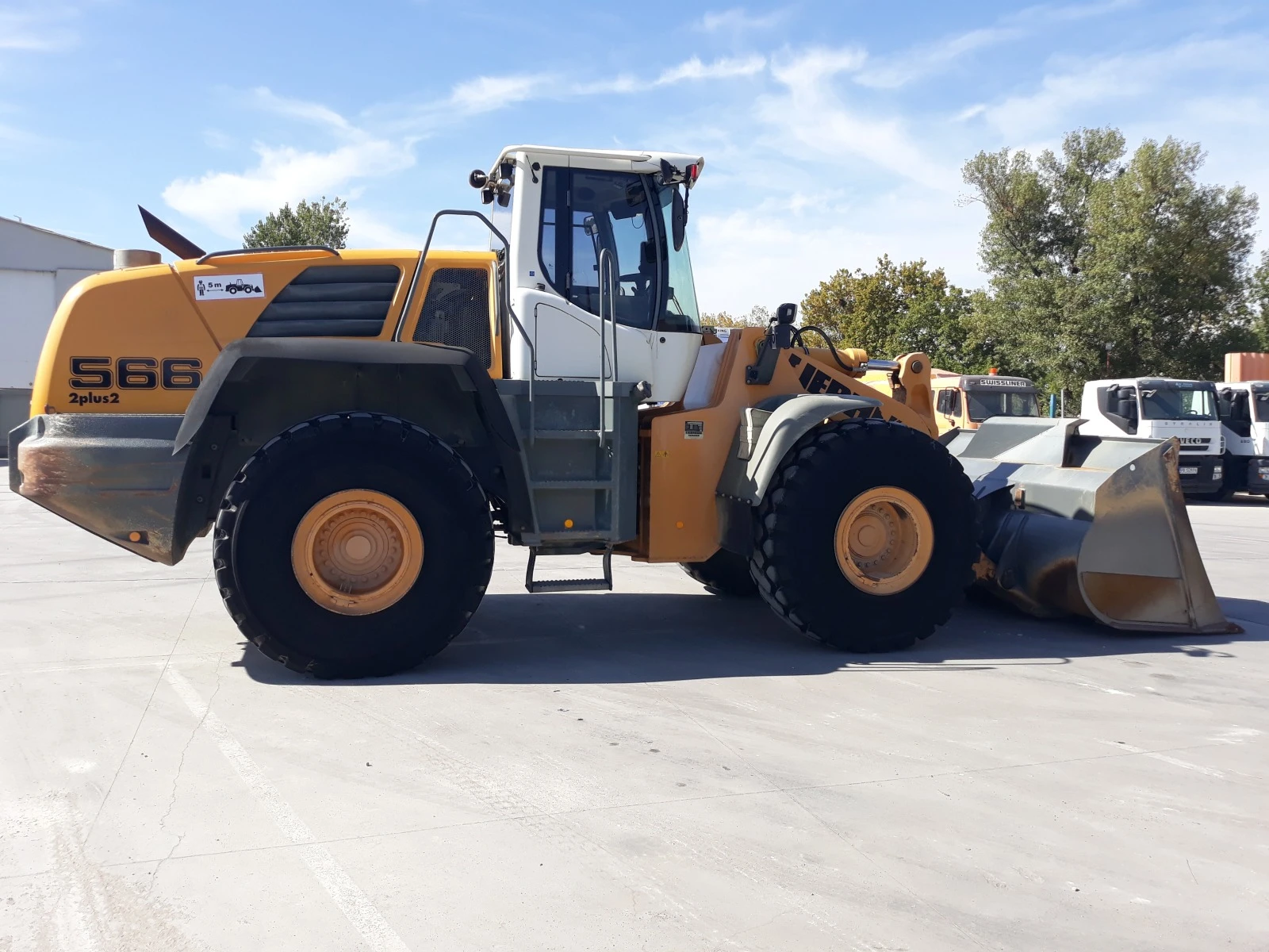   Liebherr L566 | Mobile.bg   11