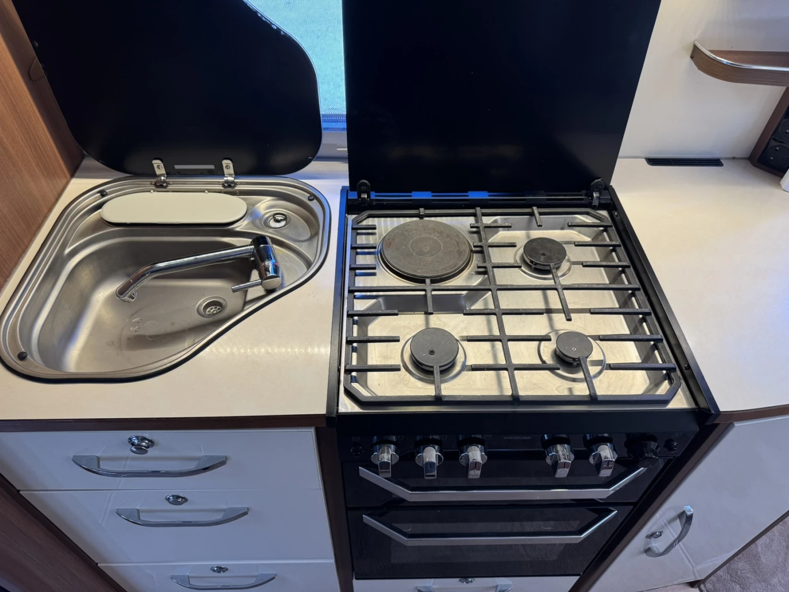 �������� LMC EXQUISITE 595 VIP | Mobile.bg � ����������� 14