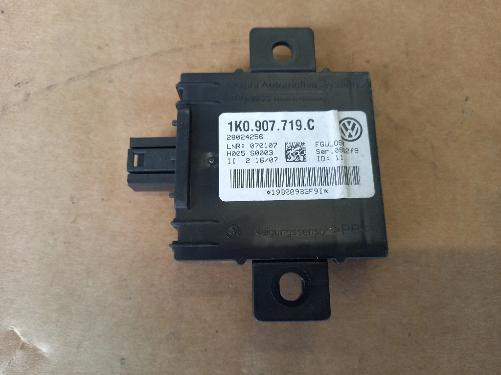    3 2.0  (6) | Mobile.bg   1