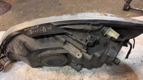 Оригинални Фарове зa Skoda Fabia 2012 , снимка 2 - Части - 52931149