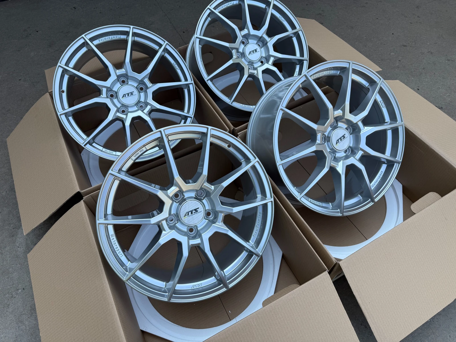 ������ | Mobile.bg � ����������� 4