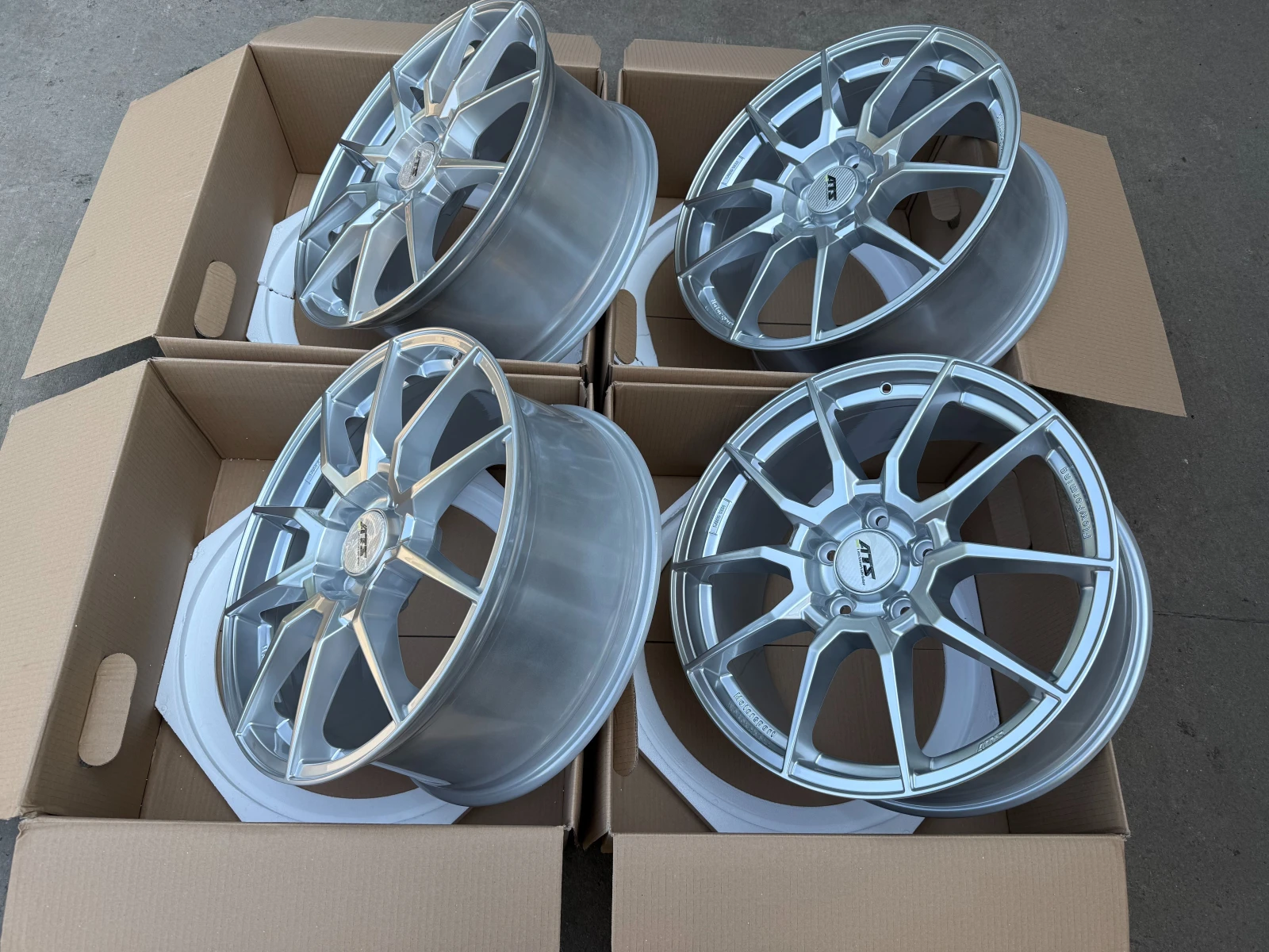������ | Mobile.bg � ����������� 6