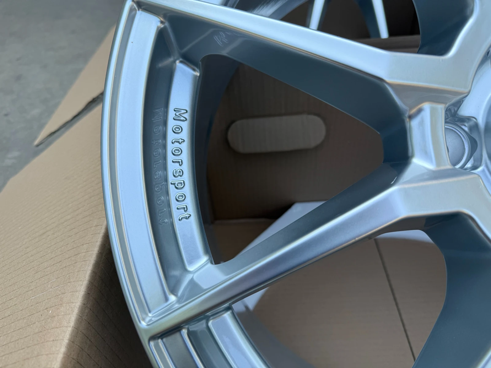 ������ | Mobile.bg � ����������� 9