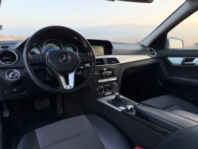 Mercedes-Benz C 220, снимка 12