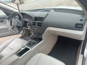 Mercedes-Benz 220, снимка 5