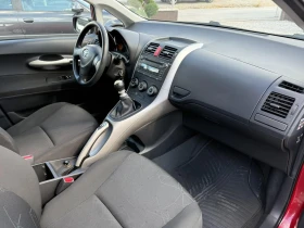 Toyota Auris 1.3 БЕНЗИН ! ! РЕАЛНИ 99000 км ! ! КЛИМАТИК, снимка 11