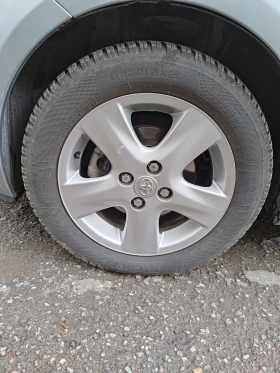 Toyota Yaris SOL, снимка 11