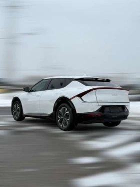 Kia EV6 Land Crossover / All-Wheel-Drive / Electric / Auto | Mobile.bg � ����� ������ 7