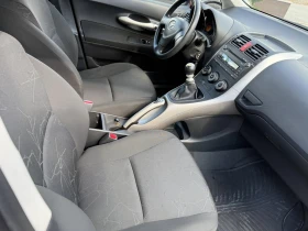 Toyota Auris 1.3 ������ ! ! ������ 99000 �� ! ! �������� | Mobile.bg � ����� ������ 9