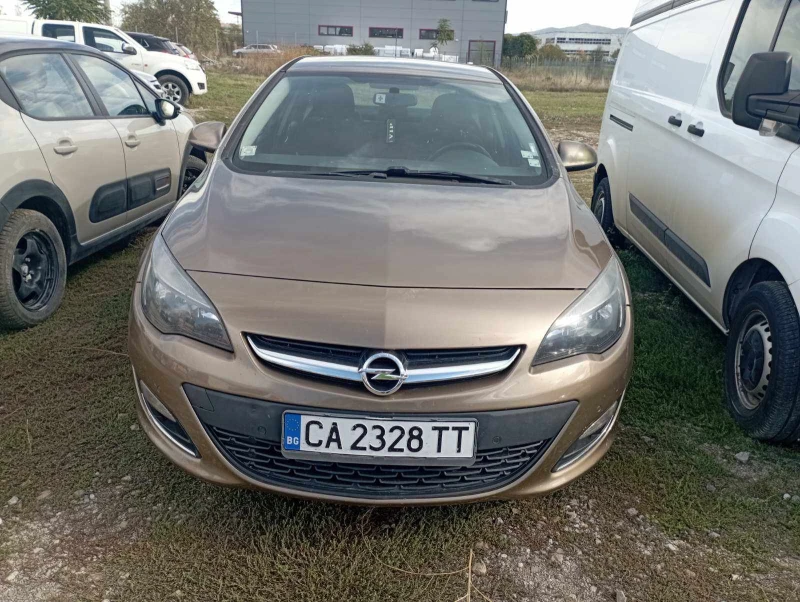 Opel Astra 1.6, снимка 1 - Автомобили и джипове - 47536173