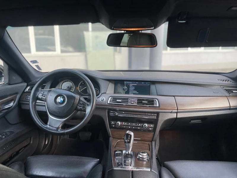 BMW 730 Long, снимка 10 - Автомобили и джипове - 48106409