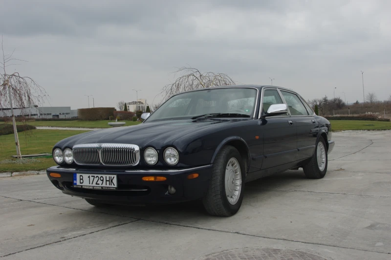 Jaguar Daimler V8 4.0, снимка 1 - Автомобили и джипове - 49240447