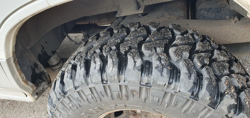 Mitsubishi Montero 3500, снимка 9 - Автомобили и джипове - 52873509