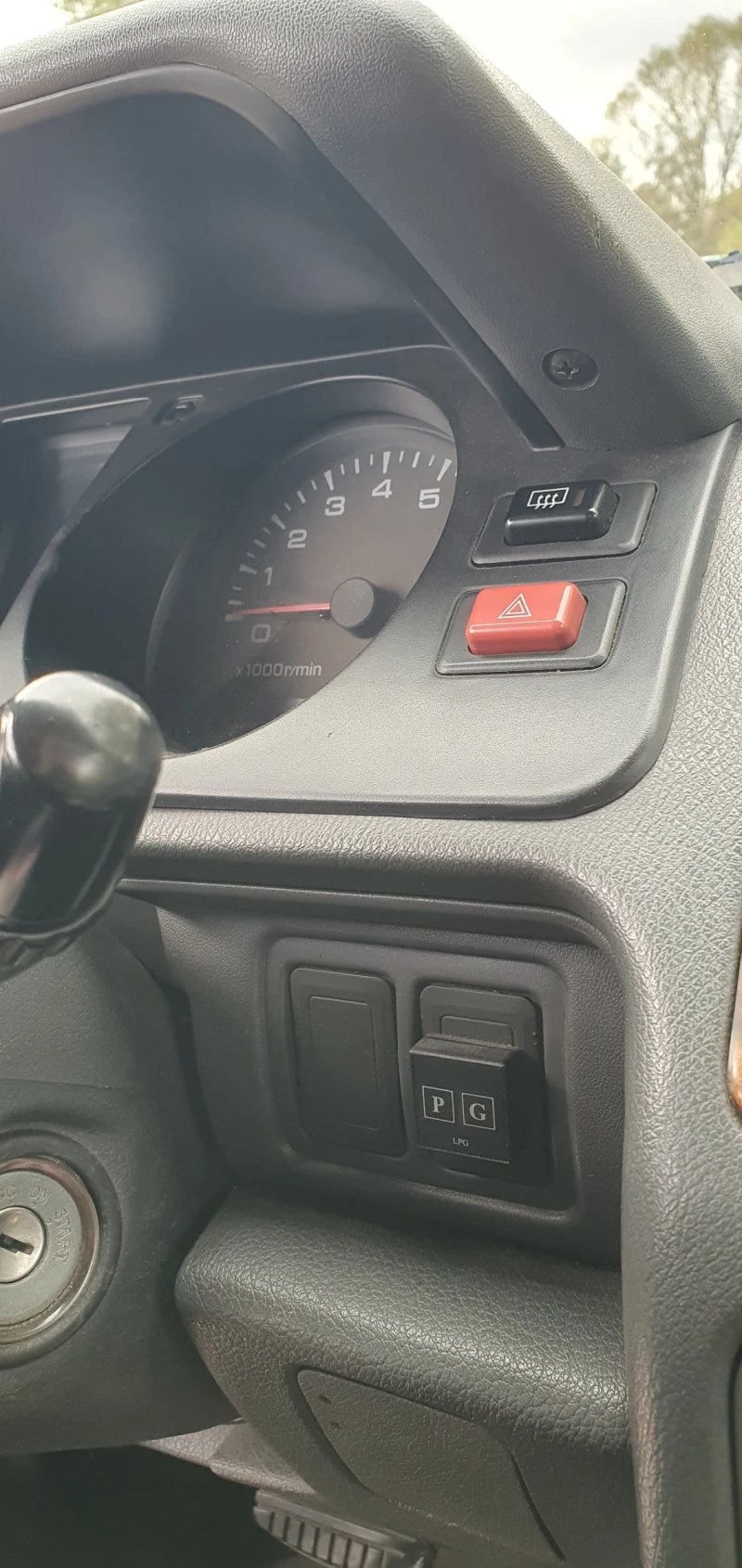 Mitsubishi Montero 3500, снимка 16 - Автомобили и джипове - 52873509