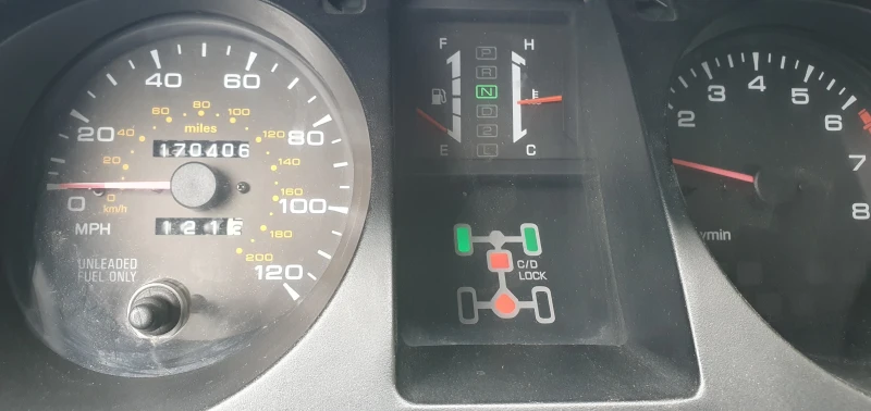 Mitsubishi Montero 3500, снимка 15 - Автомобили и джипове - 52873509