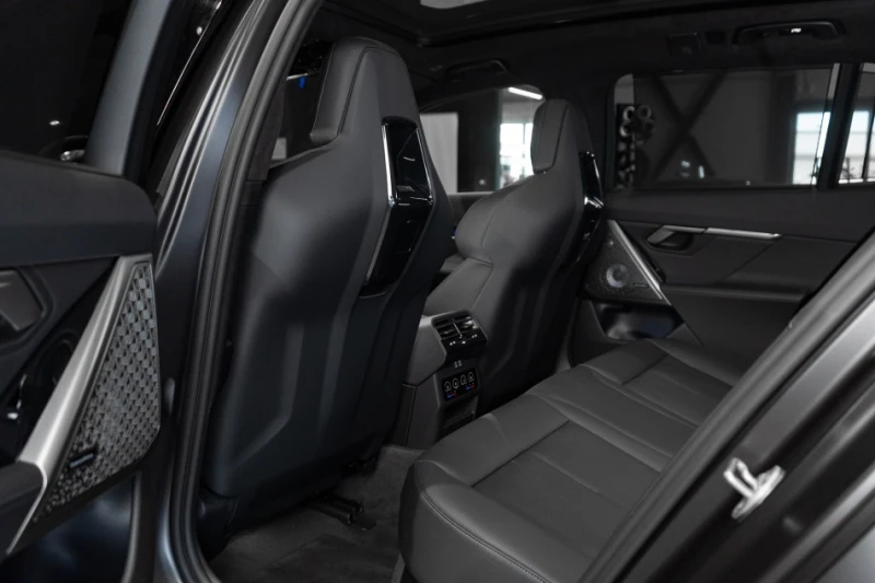 BMW M5 4.4 V8 Touring, снимка 15 - Автомобили и джипове - 53044132