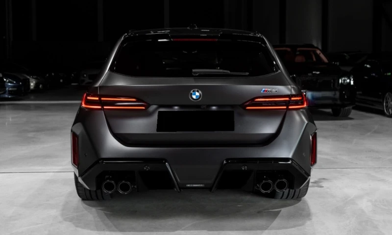 BMW M5 4.4 V8 Touring, снимка 5 - Автомобили и джипове - 53044132