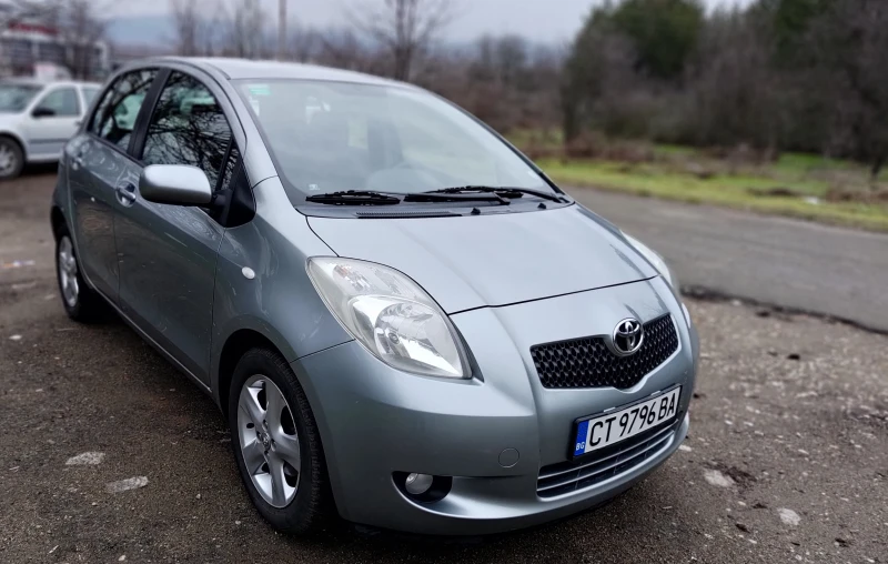 Toyota Yaris SOL, снимка 3 - Автомобили и джипове - 53295529