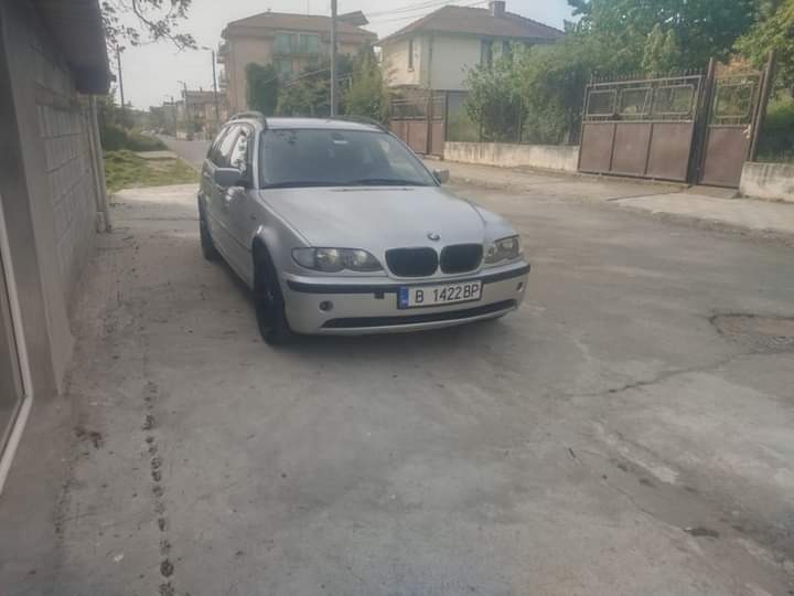 BMW 320, снимка 8 - Автомобили и джипове - 45617792