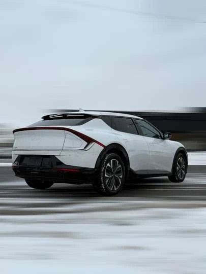 Kia EV6 Land Crossover / All-Wheel-Drive / Electric / Auto | Mobile.bg � ����������� 5