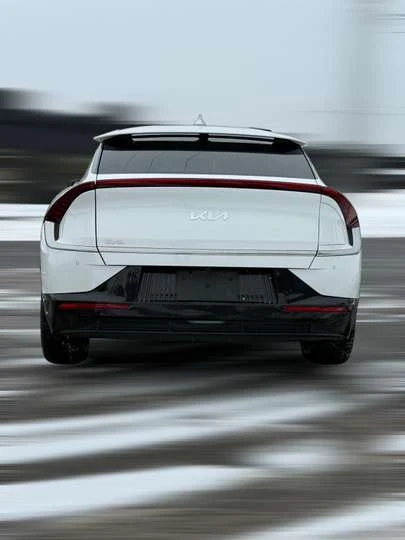 Kia EV6 Land Crossover / All-Wheel-Drive / Electric / Auto | Mobile.bg � ����������� 6