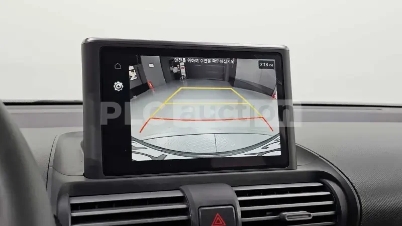 Hyundai Inster 1.0| ПОДГРЕВ| ОБДУХВАНЕ| ВКЛ.ТЕХНОТЕСТ, снимка 8 - Автомобили и джипове - 54682455
