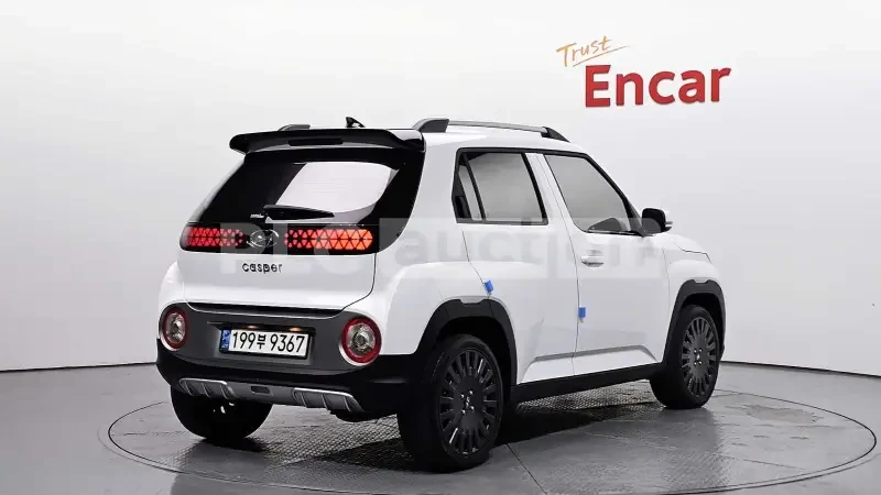 Hyundai Inster 1.0| ПОДГРЕВ| ОБДУХВАНЕ| ВКЛ.ТЕХНОТЕСТ, снимка 3 - Автомобили и джипове - 54682455