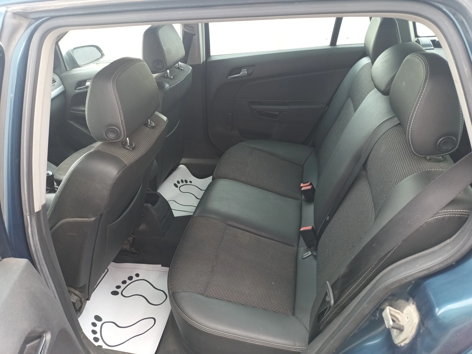 Opel Astra 1.7-CDTI 125кс.2бр. - изображение 10