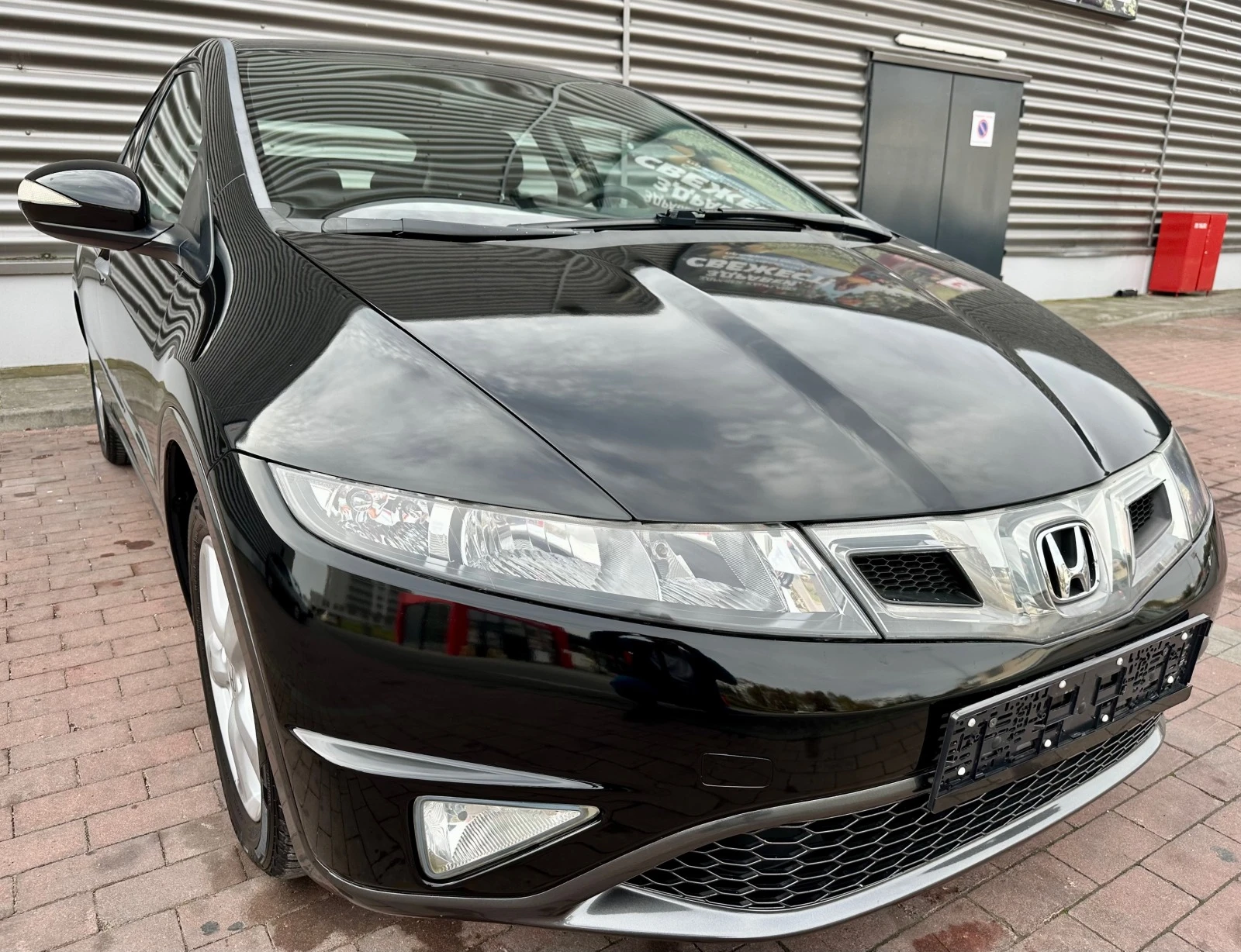 Honda Civic 1.4 I * FACELIFT*  - изображение 4