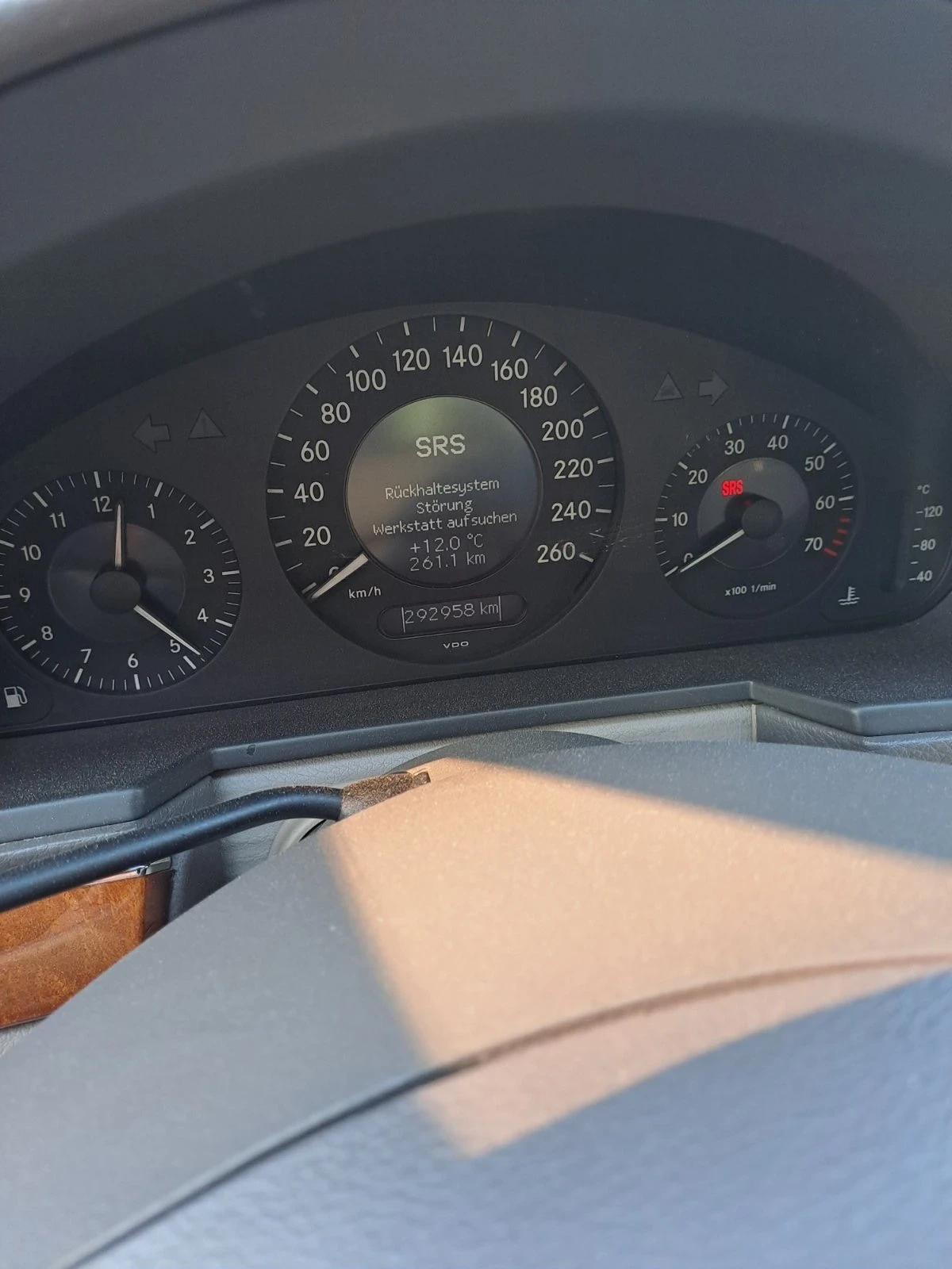 Mercedes-Benz E 240 AUTOMATIC ELEGANS/Benzin Gas | Mobile.bg — изображение 13