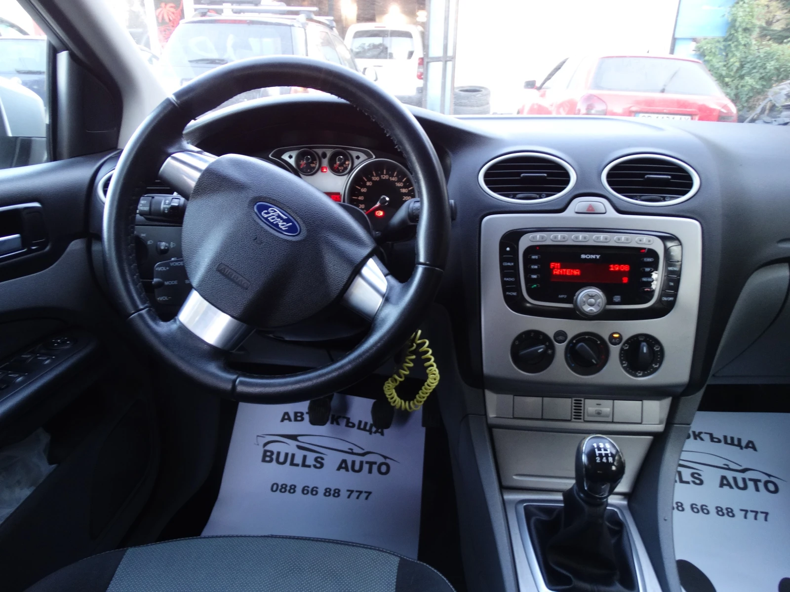 Ford Focus 1.6TDCI EURO 5A - изображение 8