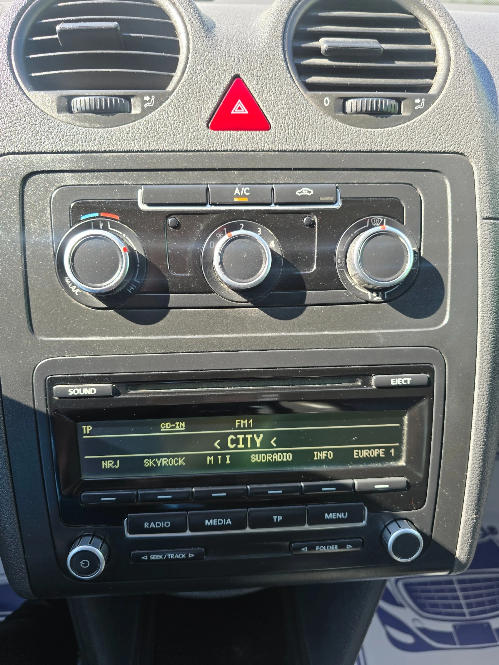 VW Caddy MAXI * 1.6 TDI 102. *  | Mobile.bg   11