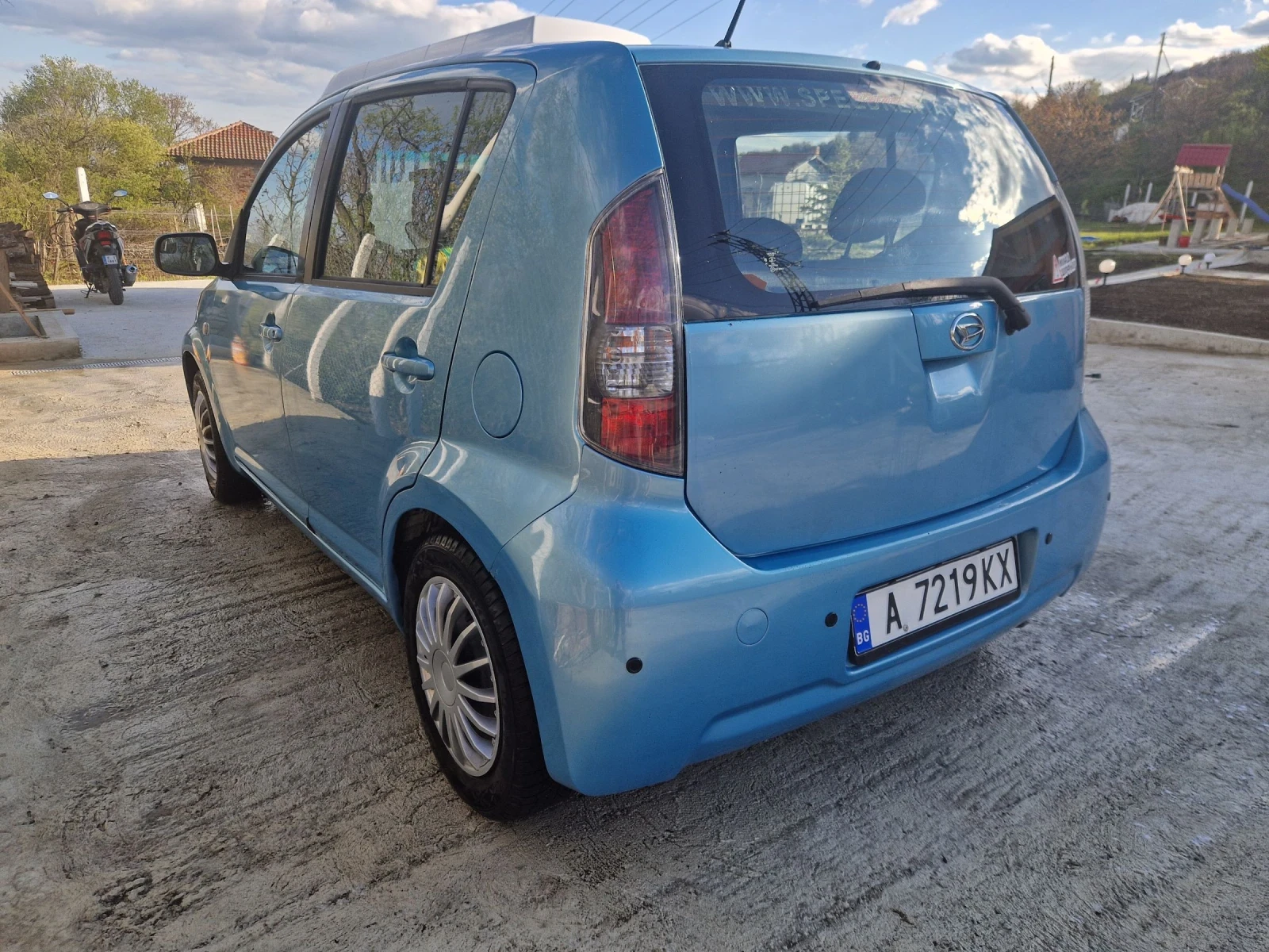 Daihatsu Sirion 1.3 бензин, Автоматик - изображение 5