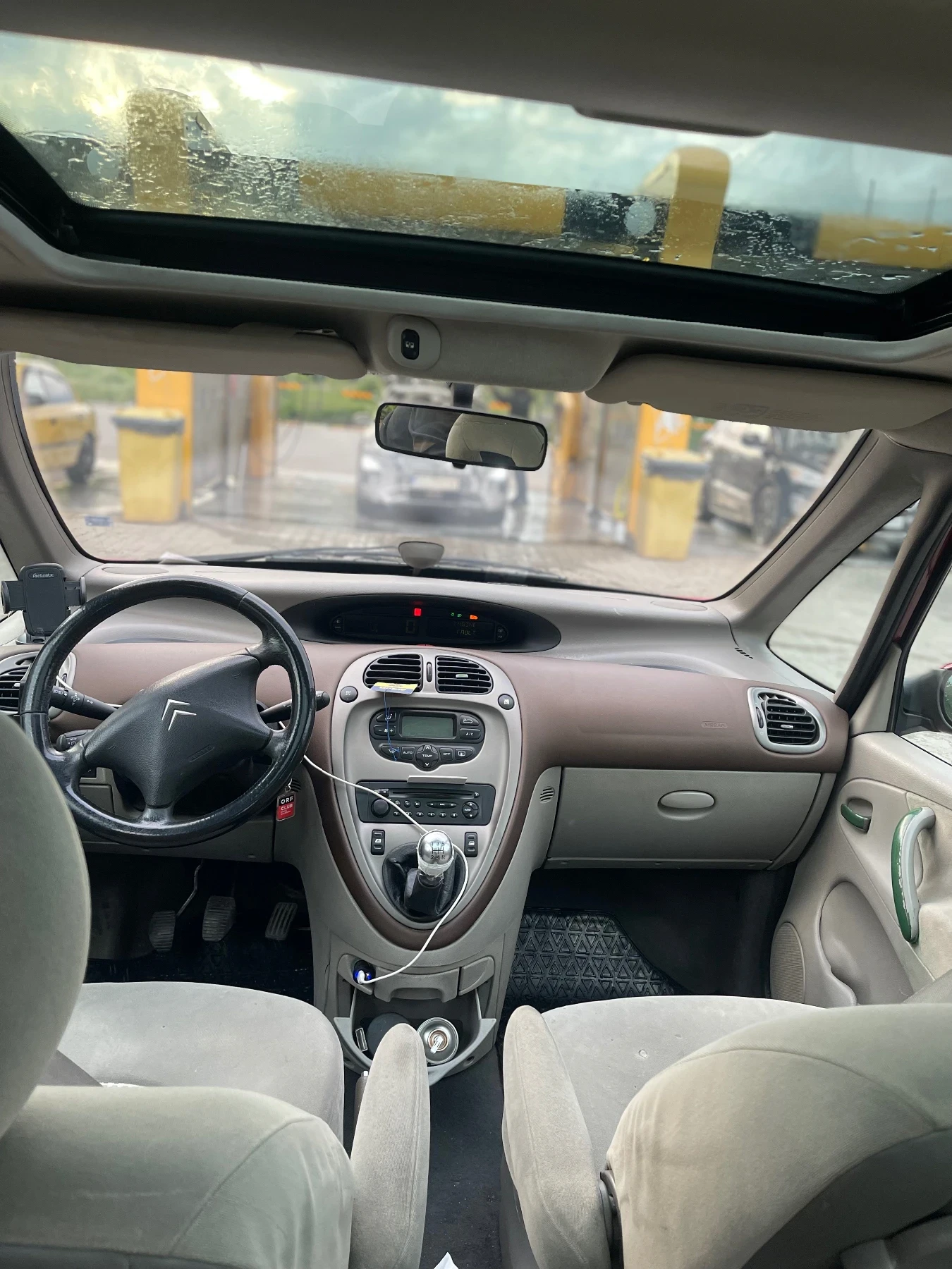 Citroen Xsara picasso 1.6 HDI - изображение 5