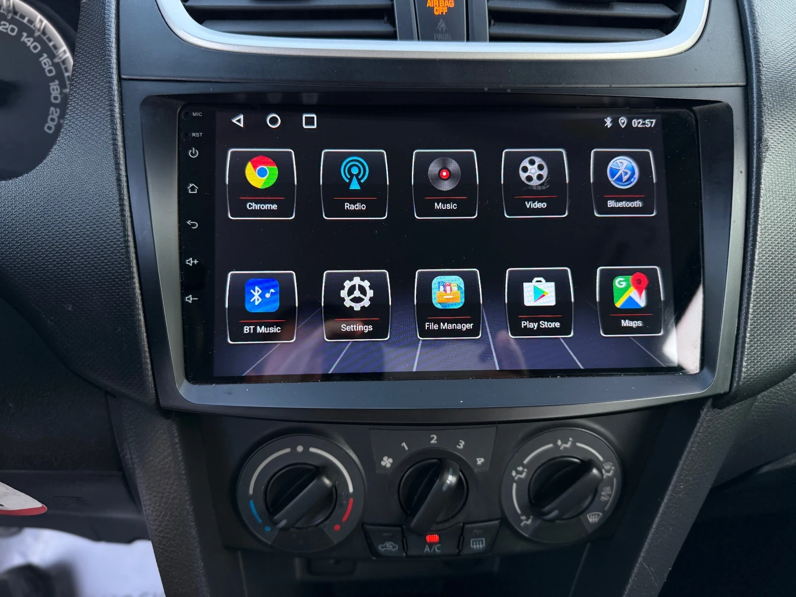 Suzuki Swift 1.3DDis  | Mobile.bg — изображение 12