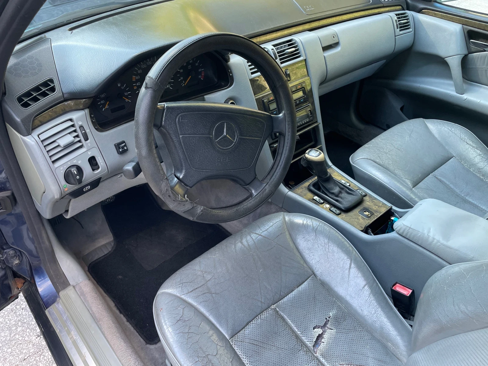 Mercedes-Benz E 200 2.0 | Mobile.bg — изображение 13