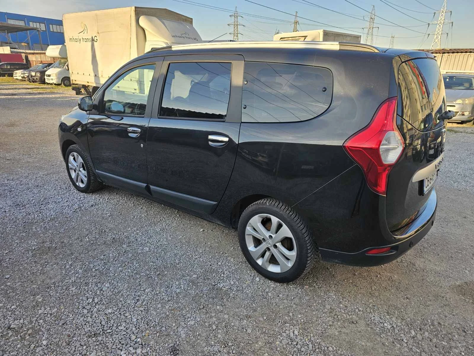Dacia Lodgy  - изображение 5