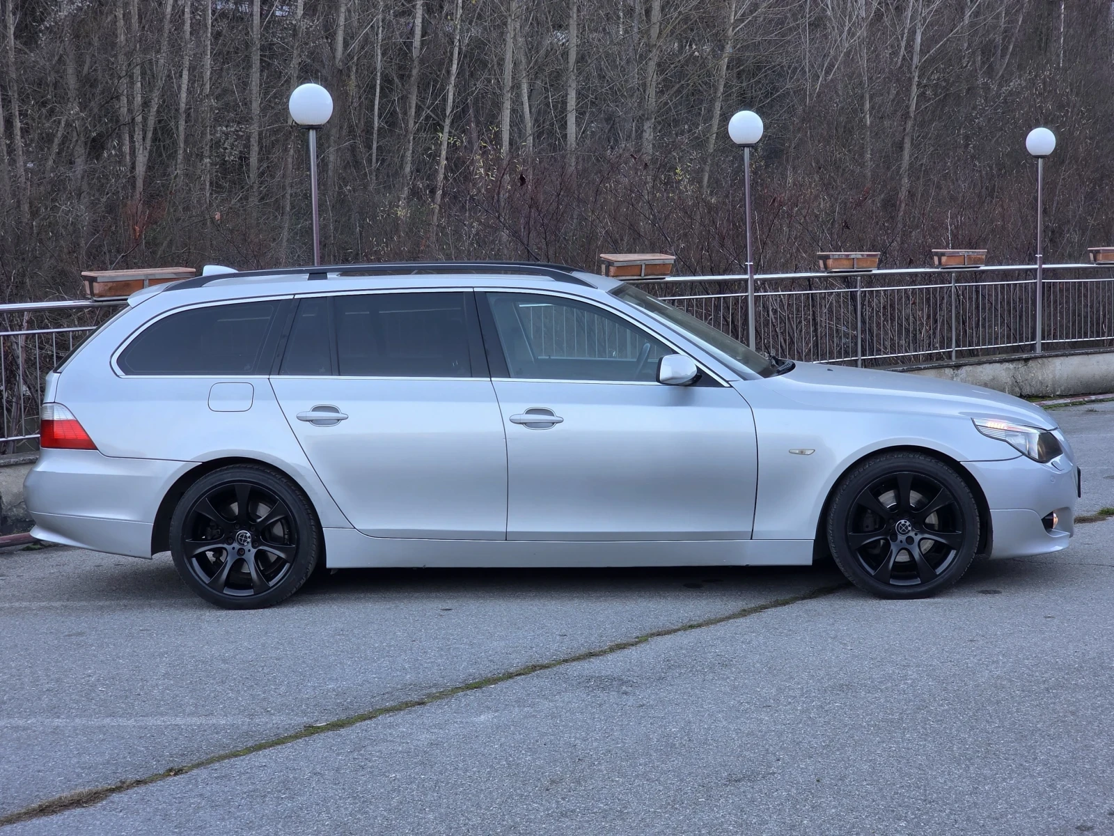 BMW 530 Автомат 530D 218коня Италия - изображение 6