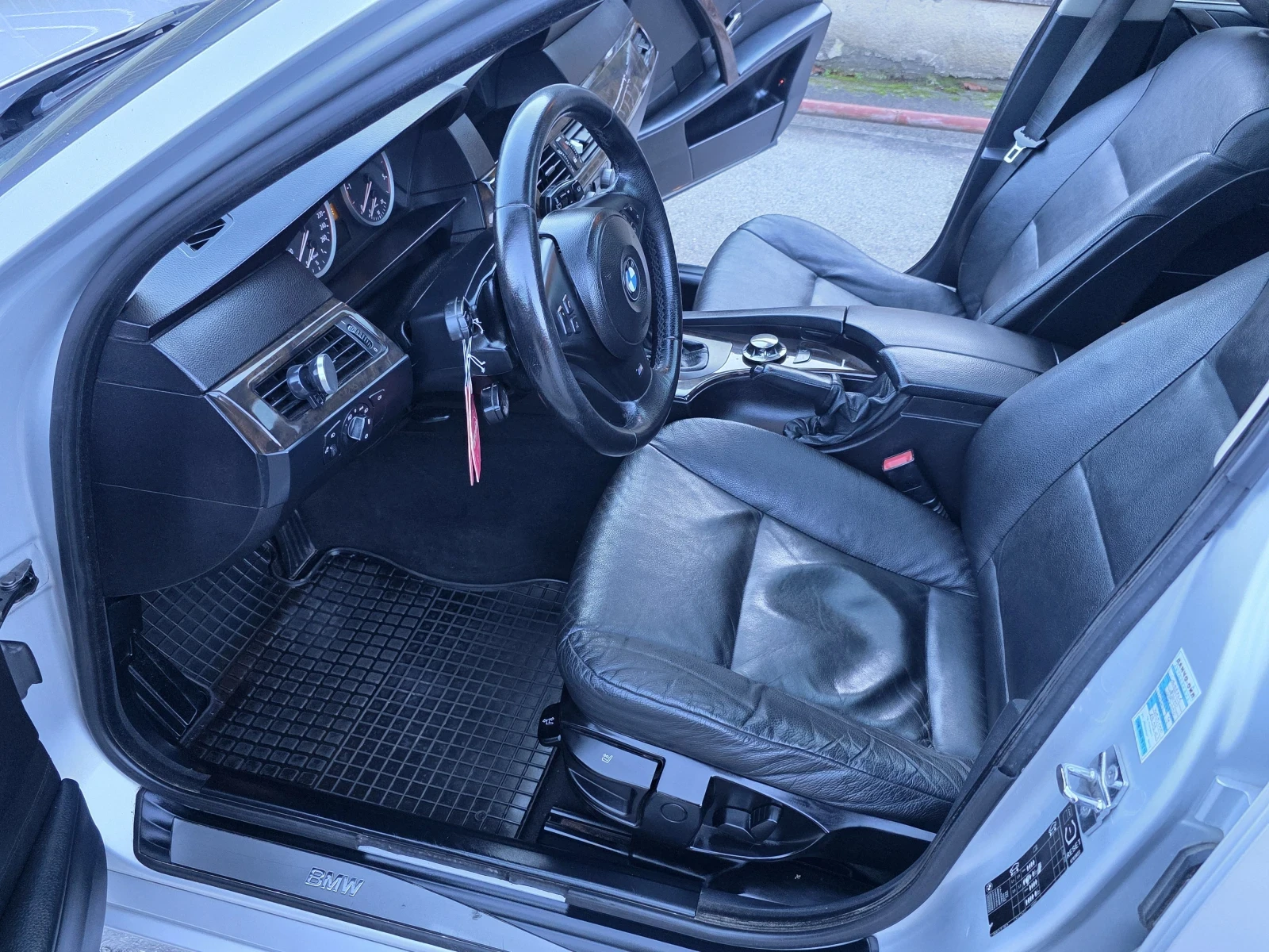 BMW 530 Автомат 530D 218коня Италия - изображение 8