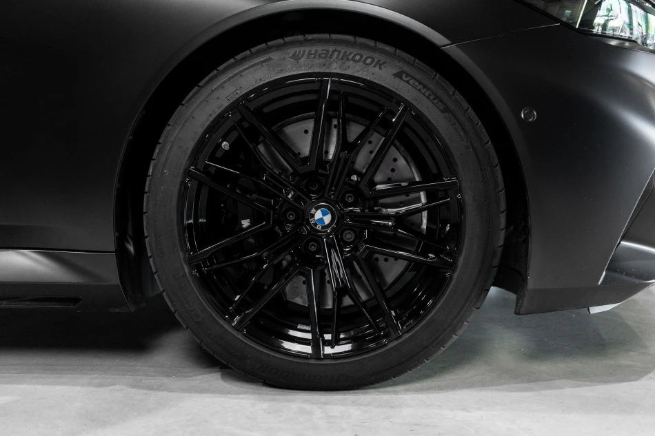 BMW M5 4.4 V8 Touring - изображение 7