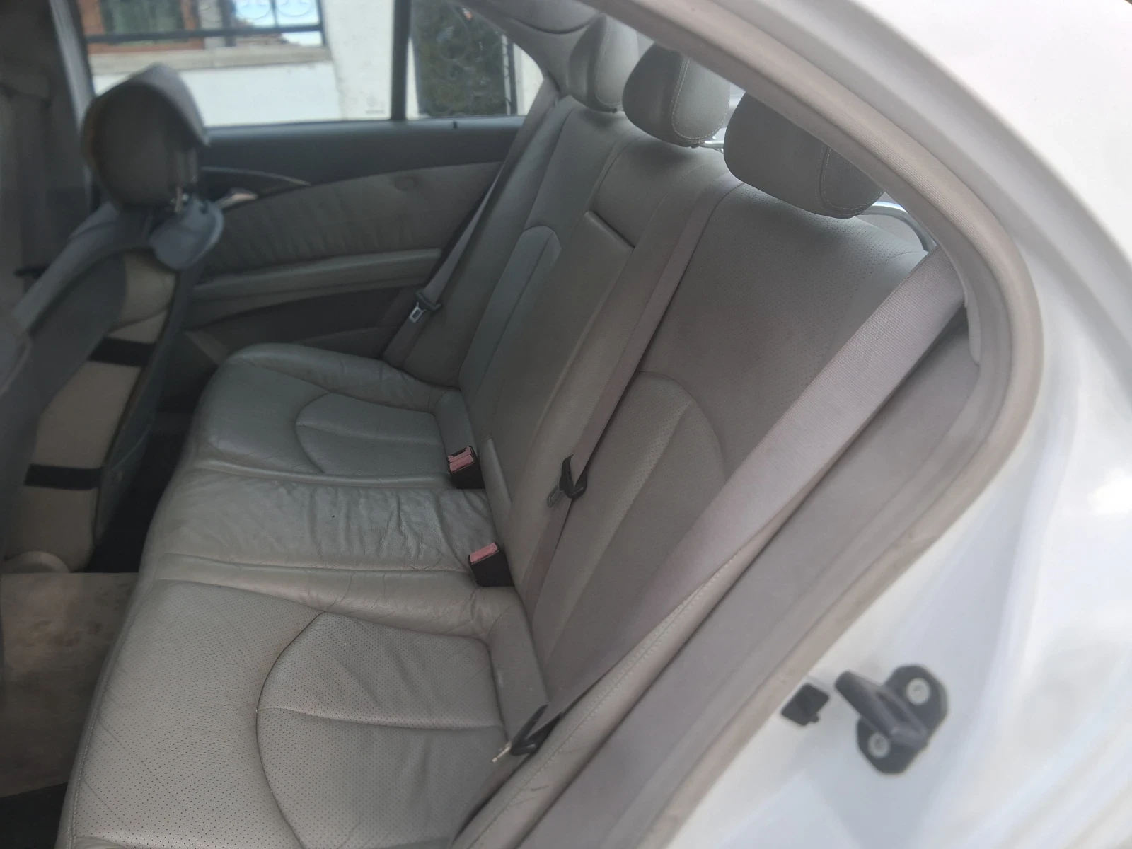 Mercedes-Benz E 270 2.7cdi | Mobile.bg � ����������� 4