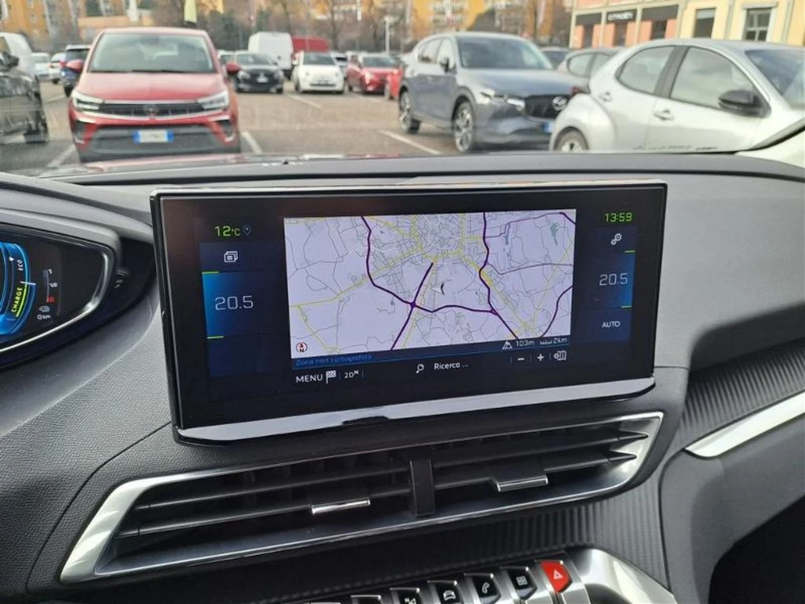 Peugeot 3008 IBRIDO , снимка 9 - Автомобили и джипове - 53786573