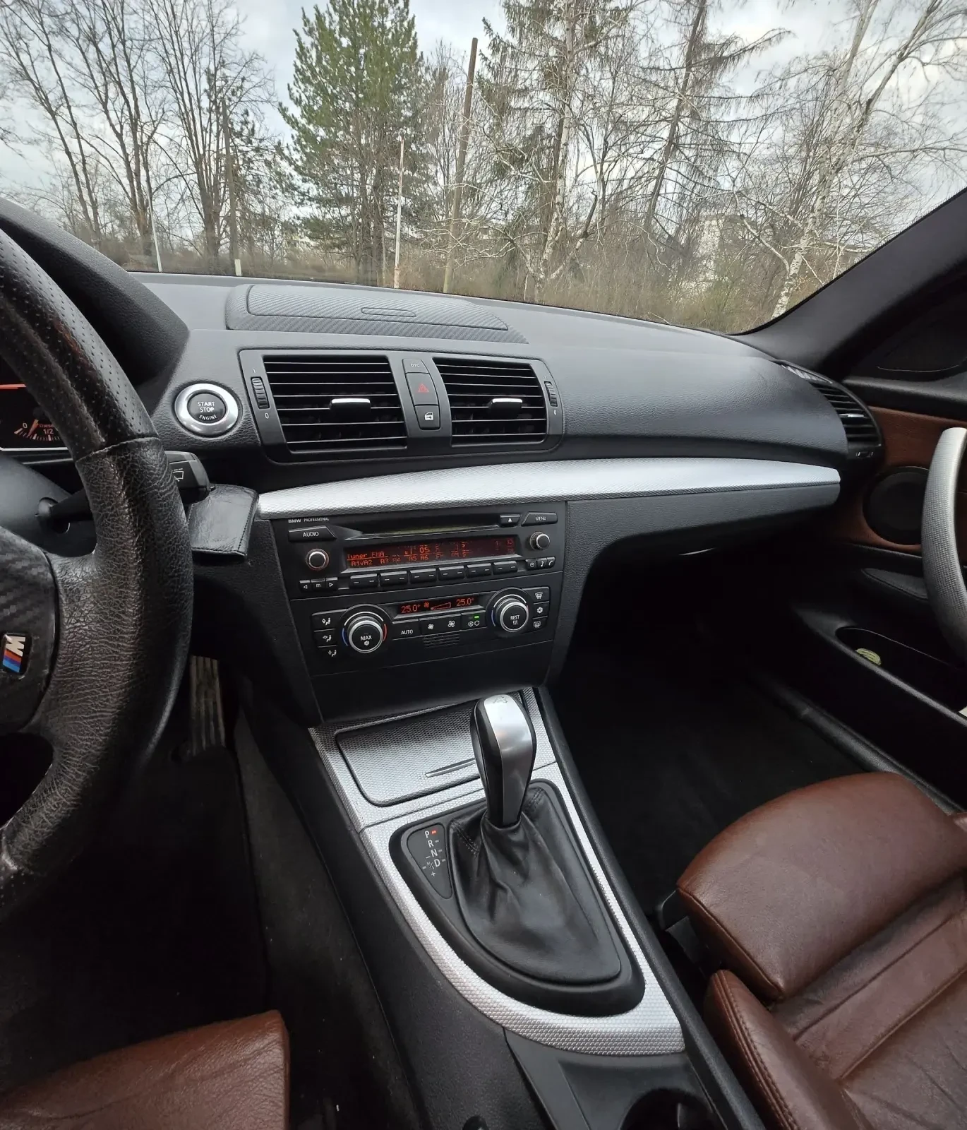 BMW 123 123д М пакет, снимка 4 - Автомобили и джипове - 53917532