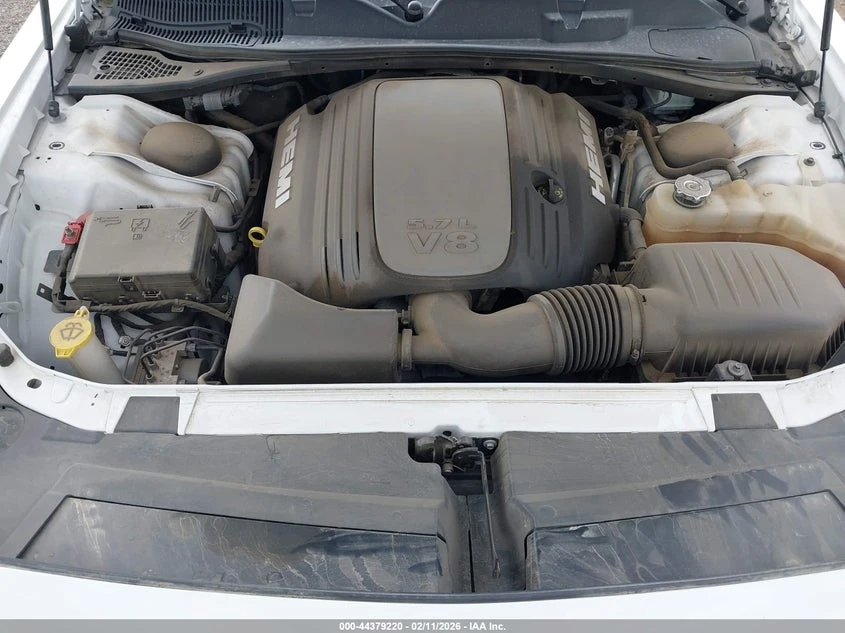 Dodge Challenger 5.7l R/T, снимка 10 - Автомобили и джипове - 54306761