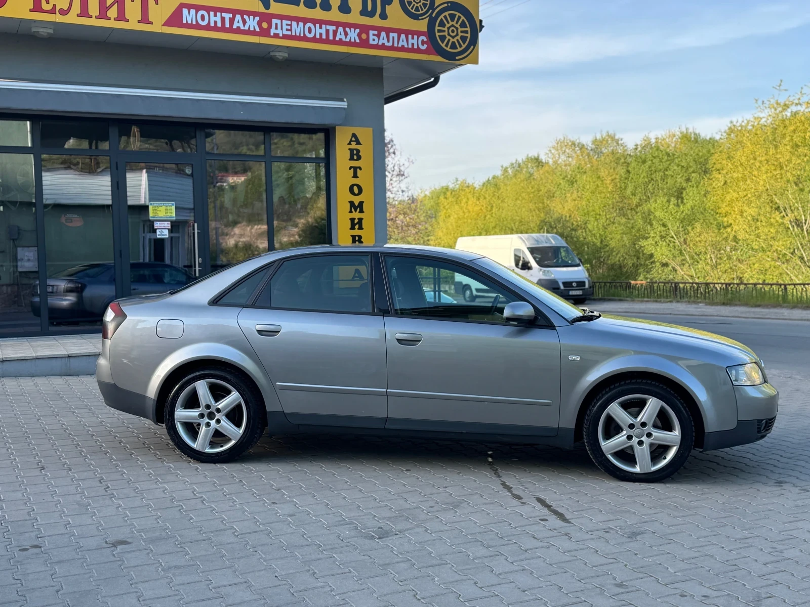 Audi A4, снимка 4 - Автомобили и джипове - 54346866